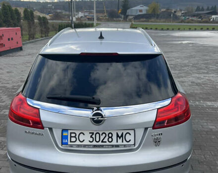 Сірий Опель Інсігнія, об'ємом двигуна 2 л та пробігом 260 тис. км за 8000 $, фото 25 на Automoto.ua