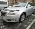 Серый Опель Инсигния, объемом двигателя 2 л и пробегом 190 тыс. км за 8650 $, фото 1 на Automoto.ua