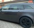 Серый Опель Инсигния, объемом двигателя 1.96 л и пробегом 300 тыс. км за 5999 $, фото 4 на Automoto.ua