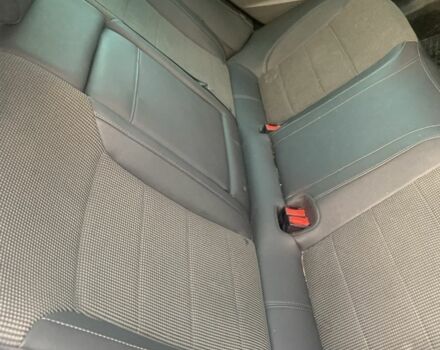 Серый Опель Инсигния, объемом двигателя 2 л и пробегом 263 тыс. км за 6400 $, фото 4 на Automoto.ua