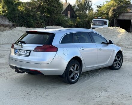 Серый Опель Инсигния, объемом двигателя 2 л и пробегом 260 тыс. км за 6999 $, фото 3 на Automoto.ua