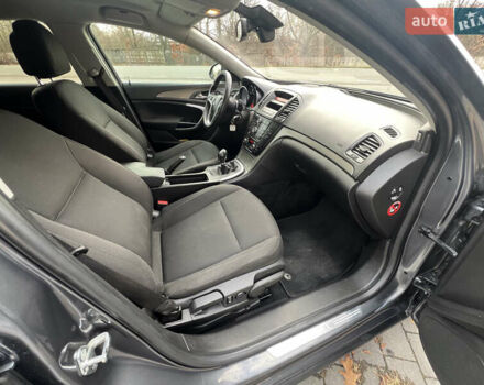 Сірий Опель Інсігнія, об'ємом двигуна 1.96 л та пробігом 244 тис. км за 6699 $, фото 24 на Automoto.ua