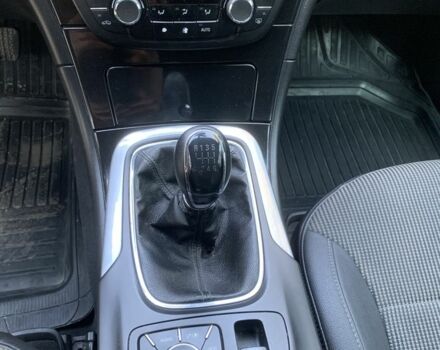 Серый Опель Инсигния, объемом двигателя 2 л и пробегом 271 тыс. км за 7800 $, фото 16 на Automoto.ua