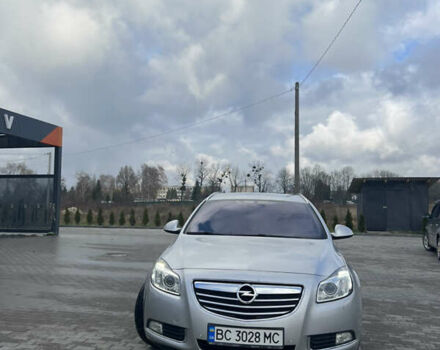 Сірий Опель Інсігнія, об'ємом двигуна 2 л та пробігом 260 тис. км за 8000 $, фото 2 на Automoto.ua