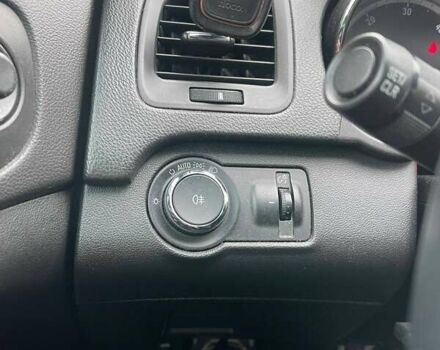 Серый Опель Инсигния, объемом двигателя 1.96 л и пробегом 297 тыс. км за 7400 $, фото 25 на Automoto.ua