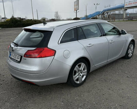 Серый Опель Инсигния, объемом двигателя 2 л и пробегом 260 тыс. км за 6700 $, фото 3 на Automoto.ua