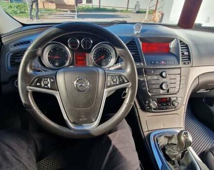 Серый Опель Инсигния, объемом двигателя 2 л и пробегом 292 тыс. км за 6700 $, фото 6 на Automoto.ua