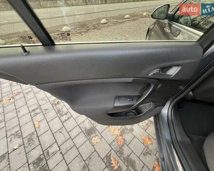 Сірий Опель Інсігнія, об'ємом двигуна 1.96 л та пробігом 244 тис. км за 6699 $, фото 27 на Automoto.ua