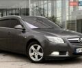 Серый Опель Инсигния, объемом двигателя 2 л и пробегом 246 тыс. км за 6400 $, фото 3 на Automoto.ua