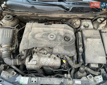Сірий Опель Інсігнія, об'ємом двигуна 1.96 л та пробігом 301 тис. км за 6500 $, фото 12 на Automoto.ua