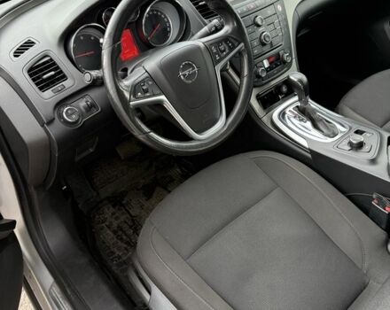 Серый Опель Инсигния, объемом двигателя 2 л и пробегом 265 тыс. км за 6800 $, фото 6 на Automoto.ua