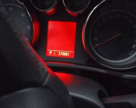 Сірий Опель Інсігнія, об'ємом двигуна 1.96 л та пробігом 280 тис. км за 6800 $, фото 15 на Automoto.ua