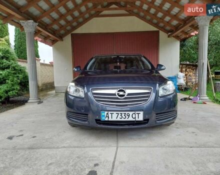 Серый Опель Инсигния, объемом двигателя 2 л и пробегом 277 тыс. км за 8300 $, фото 5 на Automoto.ua
