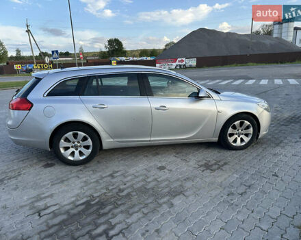 Серый Опель Инсигния, объемом двигателя 1.96 л и пробегом 295 тыс. км за 5500 $, фото 4 на Automoto.ua