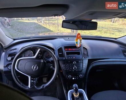 Опель Инсигния 2010 в Черновцах на Automoto.ua Серый Опель Инсигния, объемом двигателя 2 л и пробегом 320 тыс. км за 6500 $, фото 15 на Automoto.ua