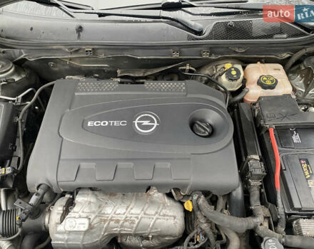 Сірий Опель Інсігнія, об'ємом двигуна 1.96 л та пробігом 203 тис. км за 6999 $, фото 41 на Automoto.ua