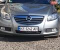 Серый Опель Инсигния, объемом двигателя 2 л и пробегом 178 тыс. км за 11000 $, фото 1 на Automoto.ua
