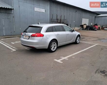 Сірий Опель Інсігнія, об'ємом двигуна 1.96 л та пробігом 304 тис. км за 7800 $, фото 2 на Automoto.ua