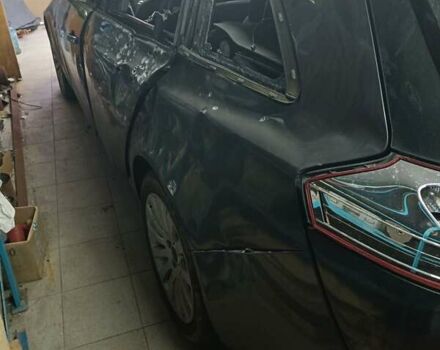 Серый Опель Инсигния, объемом двигателя 1.96 л и пробегом 190 тыс. км за 4000 $, фото 3 на Automoto.ua