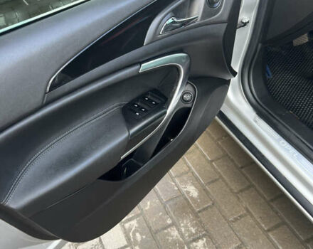 Сірий Опель Інсігнія, об'ємом двигуна 2 л та пробігом 260 тис. км за 8000 $, фото 17 на Automoto.ua