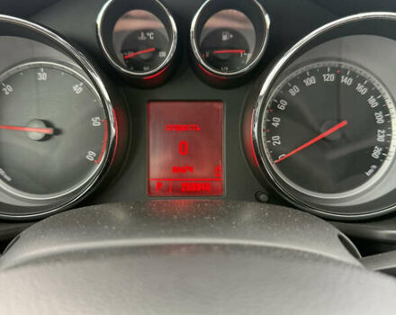 Серый Опель Инсигния, объемом двигателя 2 л и пробегом 260 тыс. км за 6700 $, фото 7 на Automoto.ua