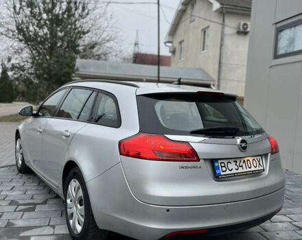 Серый Опель Инсигния, объемом двигателя 1.96 л и пробегом 279 тыс. км за 5999 $, фото 9 на Automoto.ua