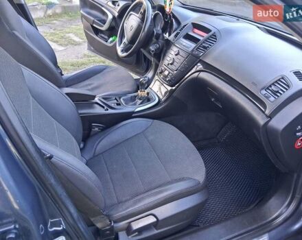 Опель Инсигния 2010 в Черновцах на Automoto.ua Серый Опель Инсигния, объемом двигателя 2 л и пробегом 320 тыс. км за 6500 $, фото 19 на Automoto.ua