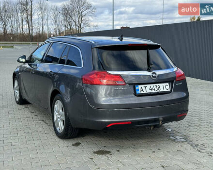 Опель Инсигния 2010 в Хмельницком на Automoto.ua Серый Опель Инсигния, объемом двигателя 1.96 л и пробегом 360 тыс. км за 5200 $, фото 4 на Automoto.ua