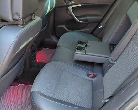 Серый Опель Инсигния, объемом двигателя 2 л и пробегом 238 тыс. км за 8100 $, фото 17 на Automoto.ua