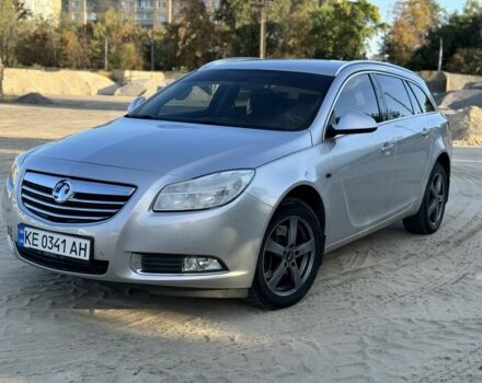 Серый Опель Инсигния, объемом двигателя 2 л и пробегом 260 тыс. км за 6999 $, фото 2 на Automoto.ua