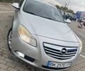 Сірий Опель Інсігнія, об'ємом двигуна 2 л та пробігом 277 тис. км за 7800 $, фото 1 на Automoto.ua
