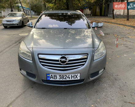 Сірий Опель Інсігнія, об'ємом двигуна 1.96 л та пробігом 250 тис. км за 7200 $, фото 1 на Automoto.ua