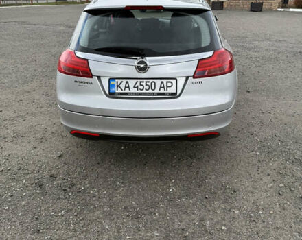 Серый Опель Инсигния, объемом двигателя 2 л и пробегом 260 тыс. км за 6700 $, фото 4 на Automoto.ua
