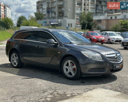 Серый Опель Инсигния, объемом двигателя 2 л и пробегом 300 тыс. км за 7900 $, фото 9 на Automoto.ua