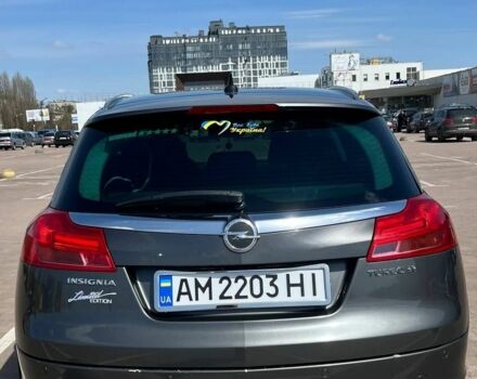 Серый Опель Инсигния, объемом двигателя 2 л и пробегом 330 тыс. км за 8800 $, фото 4 на Automoto.ua