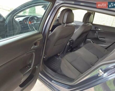 Серый Опель Инсигния, объемом двигателя 2 л и пробегом 277 тыс. км за 7999 $, фото 19 на Automoto.ua