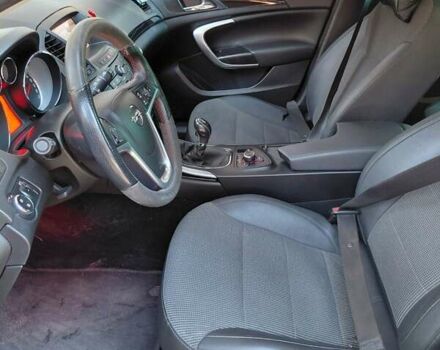 Серый Опель Инсигния, объемом двигателя 2 л и пробегом 238 тыс. км за 8100 $, фото 16 на Automoto.ua