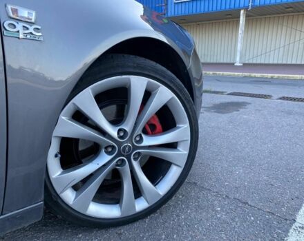 Сірий Опель Інсігнія, об'ємом двигуна 2 л та пробігом 372 тис. км за 6400 $, фото 7 на Automoto.ua