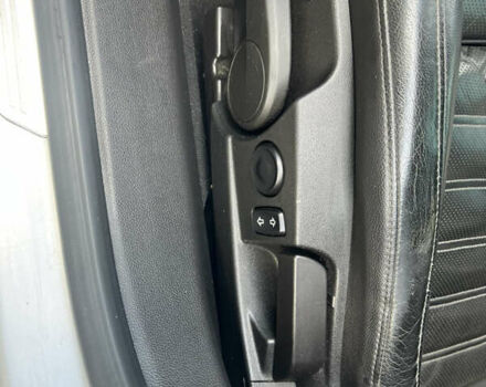 Сірий Опель Інсігнія, об'ємом двигуна 2 л та пробігом 260 тис. км за 8000 $, фото 16 на Automoto.ua