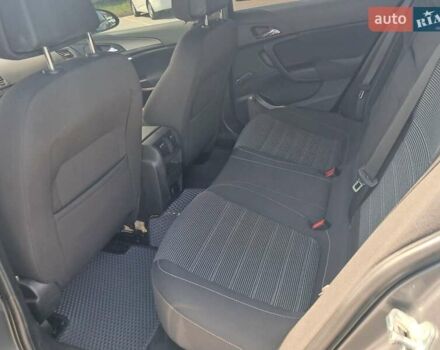 Серый Опель Инсигния, объемом двигателя 1.96 л и пробегом 256 тыс. км за 7800 $, фото 7 на Automoto.ua