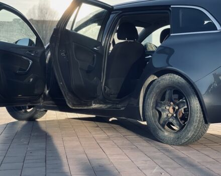 Серый Опель Инсигния, объемом двигателя 2 л и пробегом 3 тыс. км за 8000 $, фото 2 на Automoto.ua