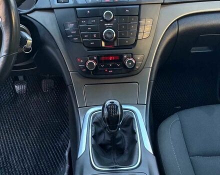 Серый Опель Инсигния, объемом двигателя 2 л и пробегом 325 тыс. км за 6340 $, фото 14 на Automoto.ua