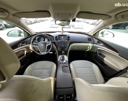 Серый Опель Инсигния, объемом двигателя 2 л и пробегом 213 тыс. км за 9990 $, фото 11 на Automoto.ua