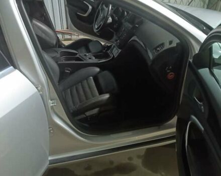 Серый Опель Инсигния, объемом двигателя 1.96 л и пробегом 340 тыс. км за 7200 $, фото 1 на Automoto.ua