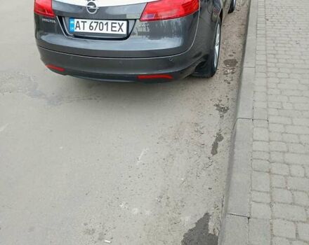 Серый Опель Инсигния, объемом двигателя 2 л и пробегом 243 тыс. км за 7600 $, фото 2 на Automoto.ua