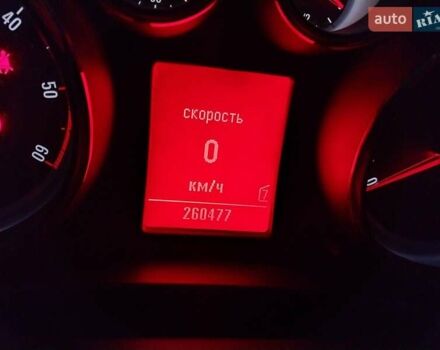 Серый Опель Инсигния, объемом двигателя 2 л и пробегом 260 тыс. км за 9900 $, фото 14 на Automoto.ua