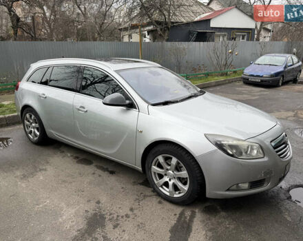 Серый Опель Инсигния, объемом двигателя 1.96 л и пробегом 303 тыс. км за 7400 $, фото 1 на Automoto.ua