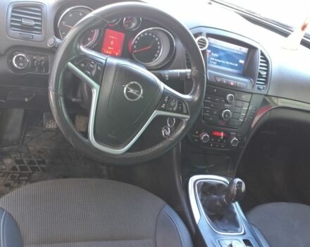 Серый Опель Инсигния, объемом двигателя 2 л и пробегом 219 тыс. км за 8199 $, фото 7 на Automoto.ua