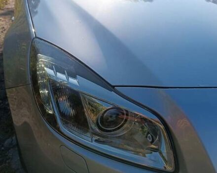 Серый Опель Инсигния, объемом двигателя 1.96 л и пробегом 340 тыс. км за 7200 $, фото 3 на Automoto.ua