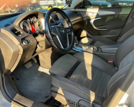 Серый Опель Инсигния, объемом двигателя 2 л и пробегом 323 тыс. км за 6300 $, фото 5 на Automoto.ua